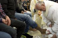 papa-francesco-lavanda-dei-piedi